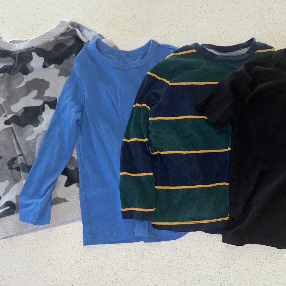 Size XS Bundle 4 Boys Shirts